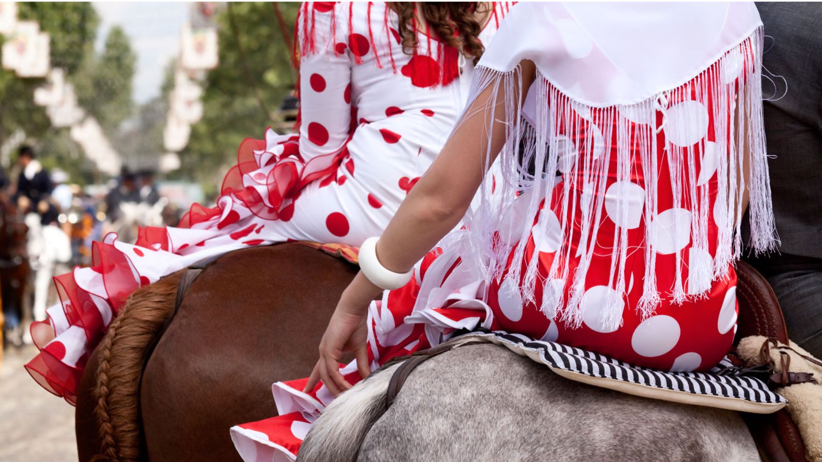 Vestuario típico de la Feria de abril de Sevilla