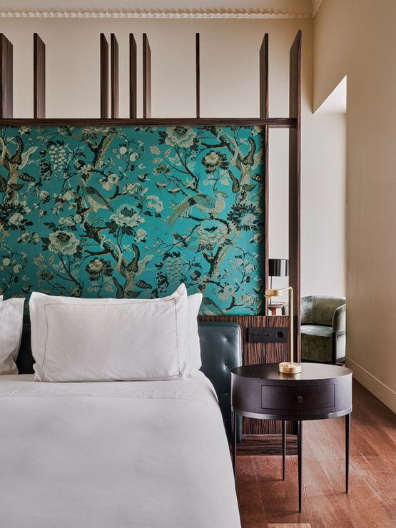 Lit dans une suite de l'hôtel Mercer Sevilla