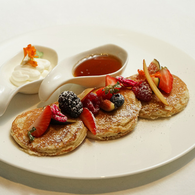 Pancake avec sirop d’érable et crème