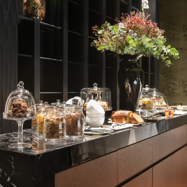 Petit-déjeuner Buffet à l'Hôtel Mercer Sevilla