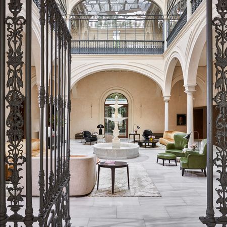 Mercer Hotel Sevilla Courtyard